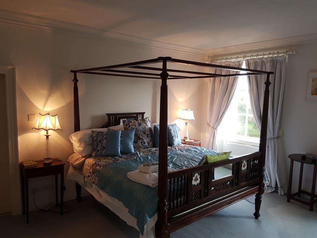 Clonacody House Guest House คลอนเมล ภายนอก รูปภาพ