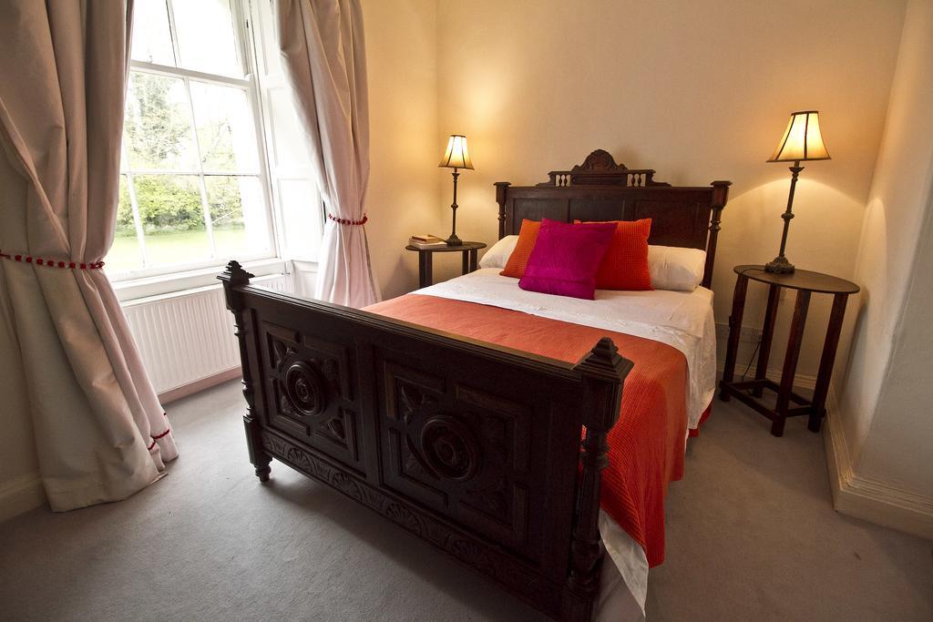 Clonacody House Guest House คลอนเมล ภายนอก รูปภาพ