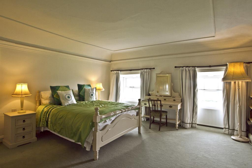 Clonacody House Guest House คลอนเมล ภายนอก รูปภาพ