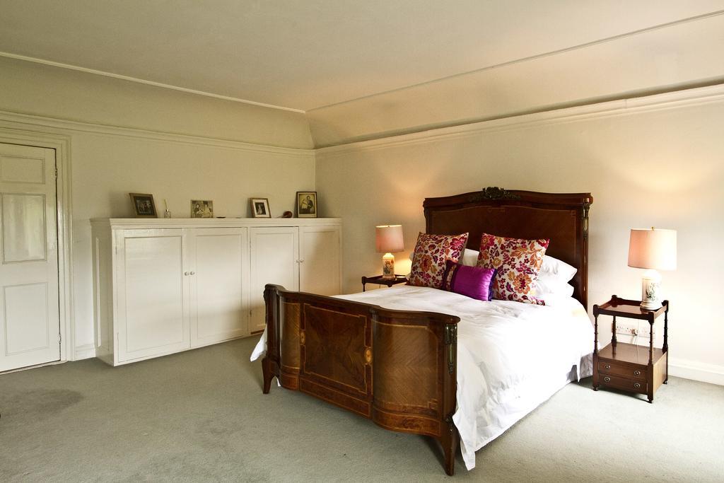 Clonacody House Guest House คลอนเมล ภายนอก รูปภาพ