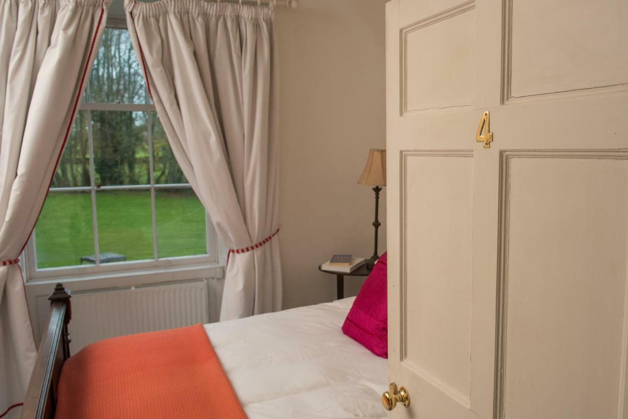 Clonacody House Guest House คลอนเมล ภายนอก รูปภาพ